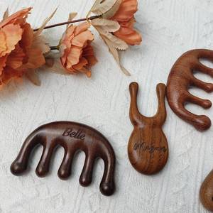 Peine de Madera para Masaje Capilar, Herramienta de Masaje Capilar Antiestática Natural, Peine de Madera Hecho a Mano para Uso en Salón de Belleza o Regalo - Product Image 5