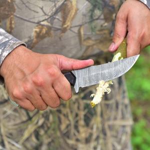 Cuchillo de caza de Damasco forjado a mano, cuchillo de hoja fija Skinner para acampar con Funda de cuero, cuchillo de vaquero de nuevo diseño compatible con OEM - Product Image 3