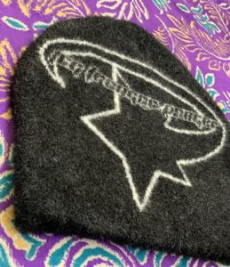 หมวกไหมพรมขนปุยสำหรับผู้ชายและผู้หญิงหมวกแบบถักลายกราฟิก Y2K ผ้าแจ็คการ์ดแบบนิ่มพิเศษออกแบบโลโก้ได้ตามที่ต้องการ - Product Image 2