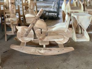 Tracteur à bascule en bois de teck Boîte en bois artisanale et panneau mural fabriqué à partir de bois de teck durable - Product Image 4