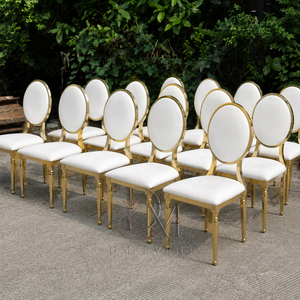 Chaise de réception ovale en acier inoxydable doré avec dossier médaillon et coussin blanc pour salles de banquet – Vente en gros de sièges - Product Image 1