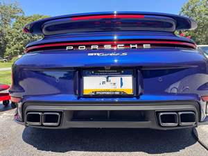 2022 911 Turbo S Cabriolet ~6 600 milles, moteur 6 cylindres en ligne biturbo de 640 ch, transmission intégrale, très bien équipé, non modifié - Product Image 3
