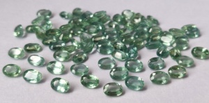 Naturel Rare vert menthe Kyanite Ovale coupe 6x8mm Qualité supérieure-Loose Rare vert menthe Kyanite Qualité supérieure - Product Image 3