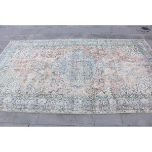 Alfombra Turca Vintage de 5.5x9.4 pies (169x287 cm), Alfombra Abstracta Azul y Rosa - Product Image 4