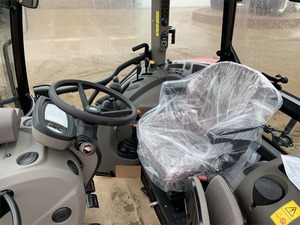 Para Case IH Farmall 100C Tractor 2024 modelo con bomba de componentes centrales y caja de cambios serie 100C - Product Image 2