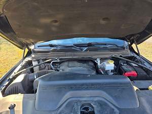 Ram 2500 Laramie Night Crew Cab 4x4 Hemi V8 Power Usada, Año 2022 - Product Image 5