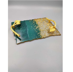 Plateau de service exclusif en résine à motif de feuilles de luxe vintage Assiettes à dessert à café avec poignée en bois décoratives - Product Image 1