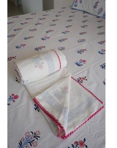 Algodón suave rosa impreso Dohar con estampado floral hecho a mano manta doble ligera para ropa de cama cómoda y acogedora - Product Image 1