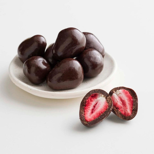 Dragées de fraises au chocolat noir de haute qualité, délicieuses friandises lyophilisées, emballage en vrac premium - Product Image 2