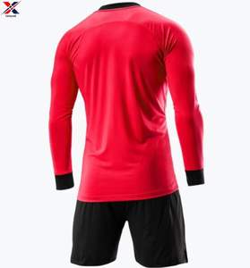 เสื้อฟุตบอลคุณภาพสูง 100% โพลีเอสเตอร์ แห้งเร็ว ระบายอากาศได้ดี สำหรับผู้ใหญ่ทุกเพศ เหมาะสำหรับการแข่งขันและฝึกซ้อม ผลิตจากโรงงาน - Product Image 2