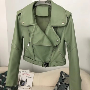 Manteau d'hiver pour femmes avec veste en cuir de style explosion Nouvelles dames Short Denim Lapel Outwear Fashion Trend Tops - Product Image 1