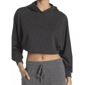 Venta al por mayor de algodón señoras gimnasio en blanco de manga larga chándal Crop Tops Croptop sudadera logotipo personalizado recortada Sudadera con capucha para las mujeres - Product Image 1