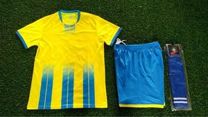 Uniforme de fútbol de equipo juvenil, kit de secado rápido de poliéster transpirable para niños, hombres, camiseta de fútbol personalizada - Product Image 6