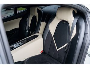 GS-6 SPORT RWD SEDAN 2021, faible kilométrage, transmission automatique, moteur hybride silencieux 1.5L I3, propulsion arrière - Product Image 2
