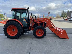 Tractor Kubota 2022 con cabina de clima controlado, tractor utilitario de alto rendimiento, nuevo - Product Image 4