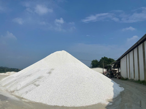 TMC Snow White Tumbled Cobbles Pebbles Tamaño personalizado Piedras artificiales Garantía de 5 años Diseño moderno para Decoración - Product Image 2