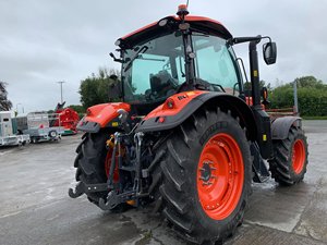 Kubota Tractor 4x4 Tracción en las 4 ruedas disponible - Product Image 3