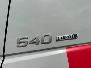 Camión Tractor Volvo FH540 USADO de 2017, 6X2, Diésel, Euro 6, Automático, 450HP+, Capacidad de Carga de 40T, Volante a la Izquierda, Nuevo para Transporte Logístico - Product Image 6