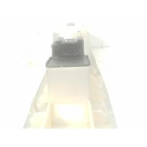 แผงปุ่มด้านหน้าขวา DR 1 ซีรีส์ที่ 1 S18-3746150 (09>14) - Product Image 2