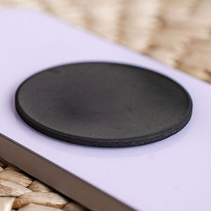 Adhesivo de placa de teléfono shungite redondo pulido Ø 2 pulgadas (50mm) - Product Image 3