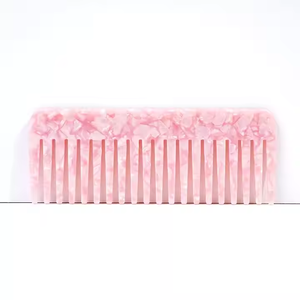 Peine de Acetato de Celulosa con Textura de Mármol Antiestático de Alta Calidad, Peine Cuadrado para Peluquería en Oferta de Crescent Crafts - Product Image 1