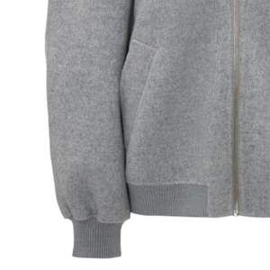 Chaqueta bomber de lana para hombre de alta calidad de fabricación personalizada OEM: Prendas de Vestir exteriores elegantes y cálidas para el invierno - Product Image 6