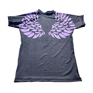 Camiseta de compresión de manga corta negra para mujer con estampado de alas moradas por sublimación de secado rápido - Product Image 5