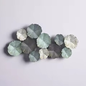 Decoración de pared de Metal con acabado dorado con forma geométrica, acento moderno para sala de estar, dormitorio, pasillo y espacios interiores elegantes - Product Image 4