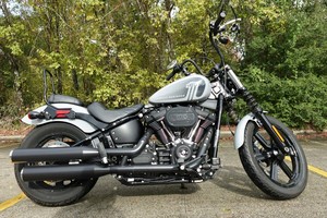 EN STOCK Harley-Davidson Street Bob 114 FXBBS Nueva Motocicleta Cruiser en Venta con GARANTÍA - Product Image 3