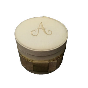 สำหรับกล่องของขวัญทรงกลมแบบมีโบว์ของชาแนล - Product Image 1