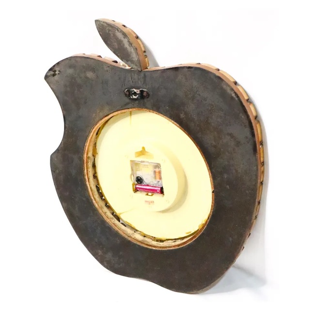 Antique-Style Big Size Wooden Apple-Shaped Wall Clock Luxury Quartz Handcrafted Number Living Room Bedroom Wall Decor Alarm