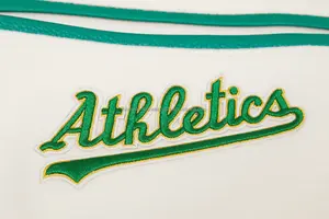 เสื้อคลุมสไตล์วินเทจคลาสสิก ผ้าริบขนสัตว์ คอตั้ง ปักโลโก้ด้านหน้า แขนหนังสีเขียว สไตล์ลำลองสำหรับผู้ชาย ใส่ได้ในฤดูหนาว - Product Image 5