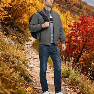 Blouson d'hiver pour homme avec broderie personnalisée, corps chaud et isolé, poignets extensibles, fermeture éclair robuste et options de vêtements OEM ODM - Product Image 6