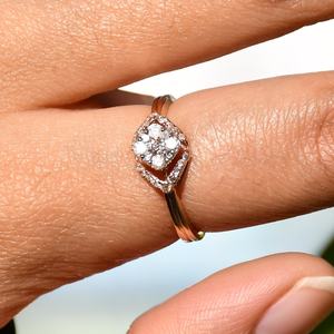 Anillo de Mujer de Oro Blanco Sólido de 14K/18K con Diamante Natural de Corte Brillante Redondo, Certificado por Terceros, Diseño de Alta Gama - Product Image 1