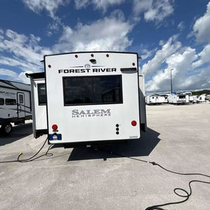 Usado 2025 Forest River Salem Hemisphere 273RL Último Modelo - Product Image 1