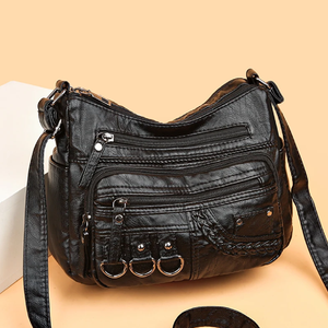 กระเป๋าโฮโบสีน้ำตาลมีสไตล์พร้อมสายถักพู่เสน่ห์และลวดลายเพชรผ้าควิลท์เป็นอุปกรณ์เสริมสุดเก๋ที่ขายส่ง - Product Image 3