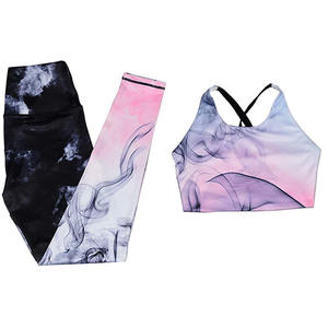 ชุดโยคะพลัสไซส์แบบระบายอากาศได้ กลับด้านได้ รุ่นใหม่ล่าสุด รับสั่งทำ ชุดออกกำลังกายพิลาทิสสำหรับผู้หญิง ผ้าไร้ตะเข็บ แห้งเร็ว ผลิตในปากีสถาน - Product Image 5