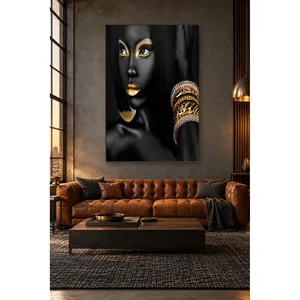 Impression sur toile de femme africaine Fida avec fard à paupières doré et bracelets - Product Image 3