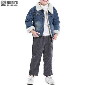 Chaqueta de mezclilla de invierno ajustada para hombre de alta calidad Servicio OEM transpirable de secado rápido Color y tamaño personalizados - Product Image 1