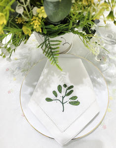 Haute qualité personnalisé brodé gui noël dîner serviette lavable coton ourlet couverture de Table maison hôtel mariages - Product Image 5