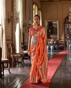 Saree en soie tissée à la main bicolore avec chemisier en brocart en mousseline de soie extensible pour toutes les occasions - Product Image 6