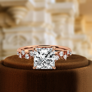 Bague de fiançailles en diamant de laboratoire Hidden Halo 1CT taille princesse, diamant certifié IGI, bague en or 14 carats, cadeau d'anniversaire pour elle - Product Image 1