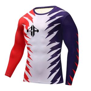 Vêtements de gym Rash Guard légers de haute qualité pour hommes avec logo personnalisé chemise de sublimation en polyester spandex OEM/ODM Service - Product Image 1