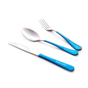 Set di posate portatile in acciaio inossidabile da 3 pezzi per avventure all'aperto - Product Image 1