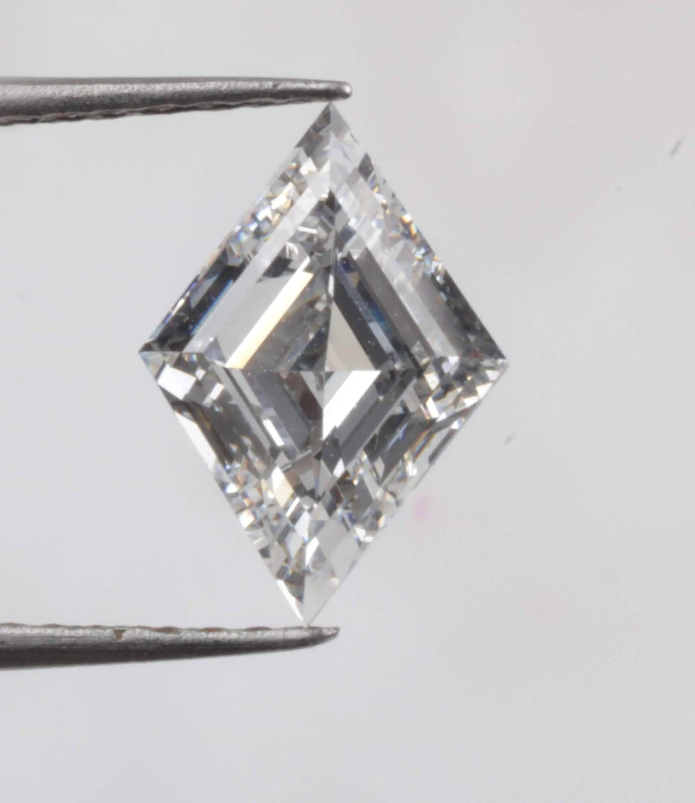 Mente que sopla forma de cometa Moissanite Natural diamante piedra preciosa suelta diamante excelente corte hacer joyería especial para anillo de mujer