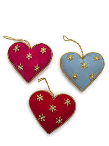 Ornements suspendus de Noël en forme d'étoile et de cœur personnalisés avec logo personnalisé Cadeau de décoration saisonnière pour la maison et le bureau Fabriqué en Inde - Product Image 5