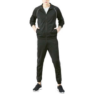 Vêtements de sport de haute qualité, survêtements de sport pour hommes, ensembles de survêtements hommes confortables et respirants entièrement personnalisés - Product Image 1
