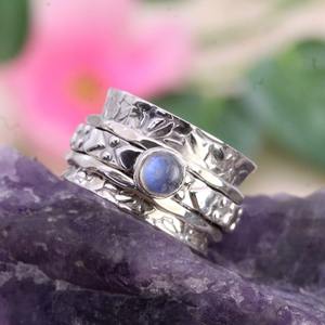 แหวนไฟคริสต์มาสสีเงินแท้แบบคลาสสิกทำด้วยมือ925ชุบโรเดียมของขวัญแต่งงานพร้อมแหวนสปินเนอร์พลอยมูนสโตน - Product Image 4