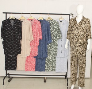 Malaysia Plus size <b>Modest</b> Floral Cord set Clothing Ethnic wear 2 piece kurta <b>pant</b> dupatta Women Coord Sets Wholesale India - Product Image 1