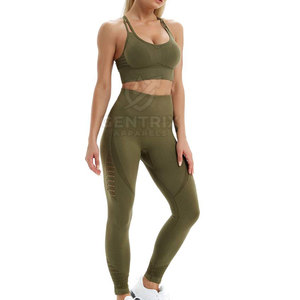 Conjunto de Yoga de 2 Piezas para Mujer, de Alta Calidad, Color Sólido, Sin Costuras, Transpirable, con Tirantes Cruzados y Cintura Elástica para Gimnasio y Fitness - Product Image 3